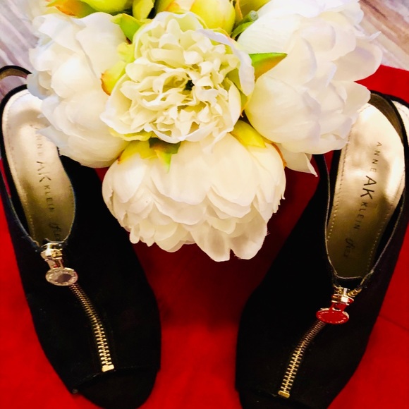 Anne Klein heels [EuC] Size 6 - Picture 2 of 3